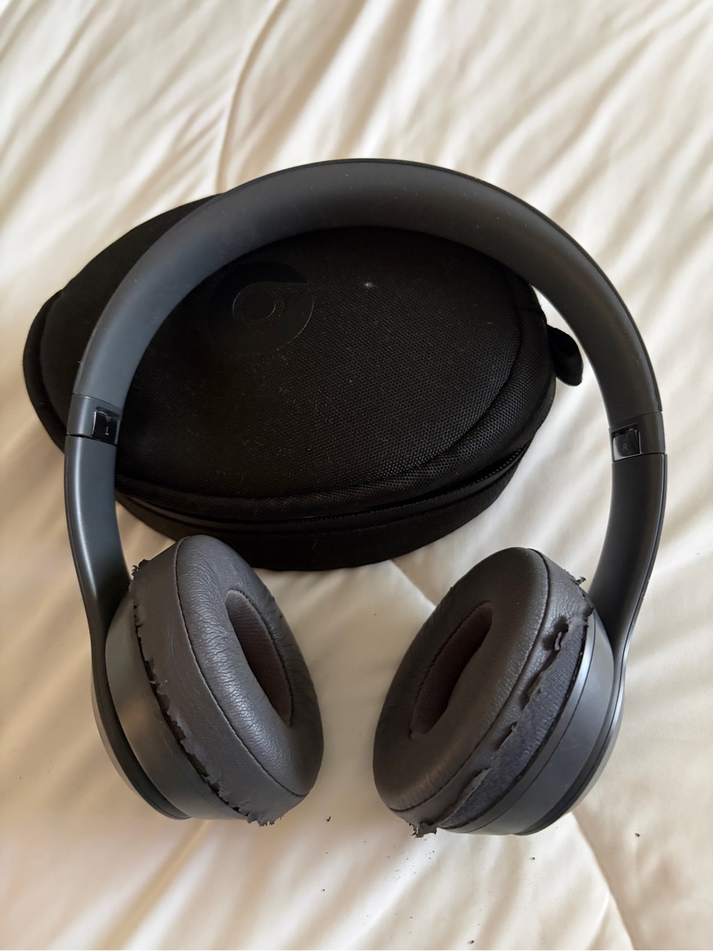Beats by Dre Bluetooth Wireless Headphones